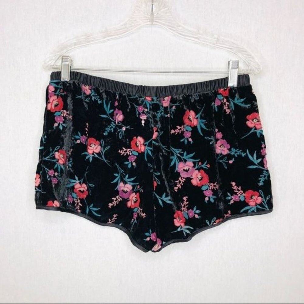 INC Velvet burnout sleep short black floral Small - Picture 5 of 8